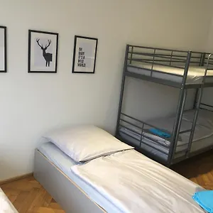 P63 Center 3*, Nürnberg Almanya